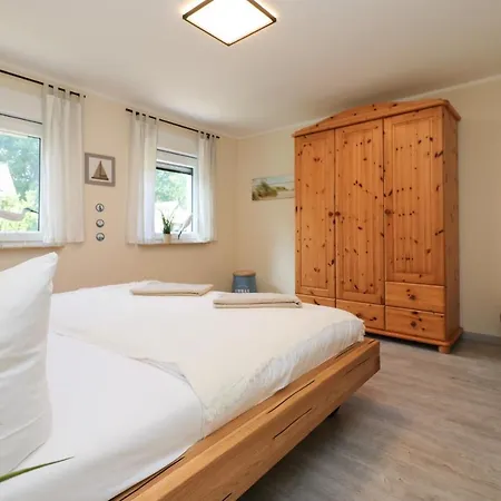 Сasa de vacaciones Ferienhaeuser Haus Ostseeromantik